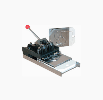 Cutter for badges and magnets machine with replacable die  - W25 / 100 