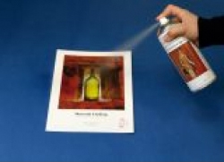 Spray for ink prints protection