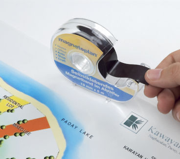 Self-adhesive magnetic tape with dispenser Dimension: 19 mm x 5 m  Thickness: 0.5 mm Quantity in package: 1