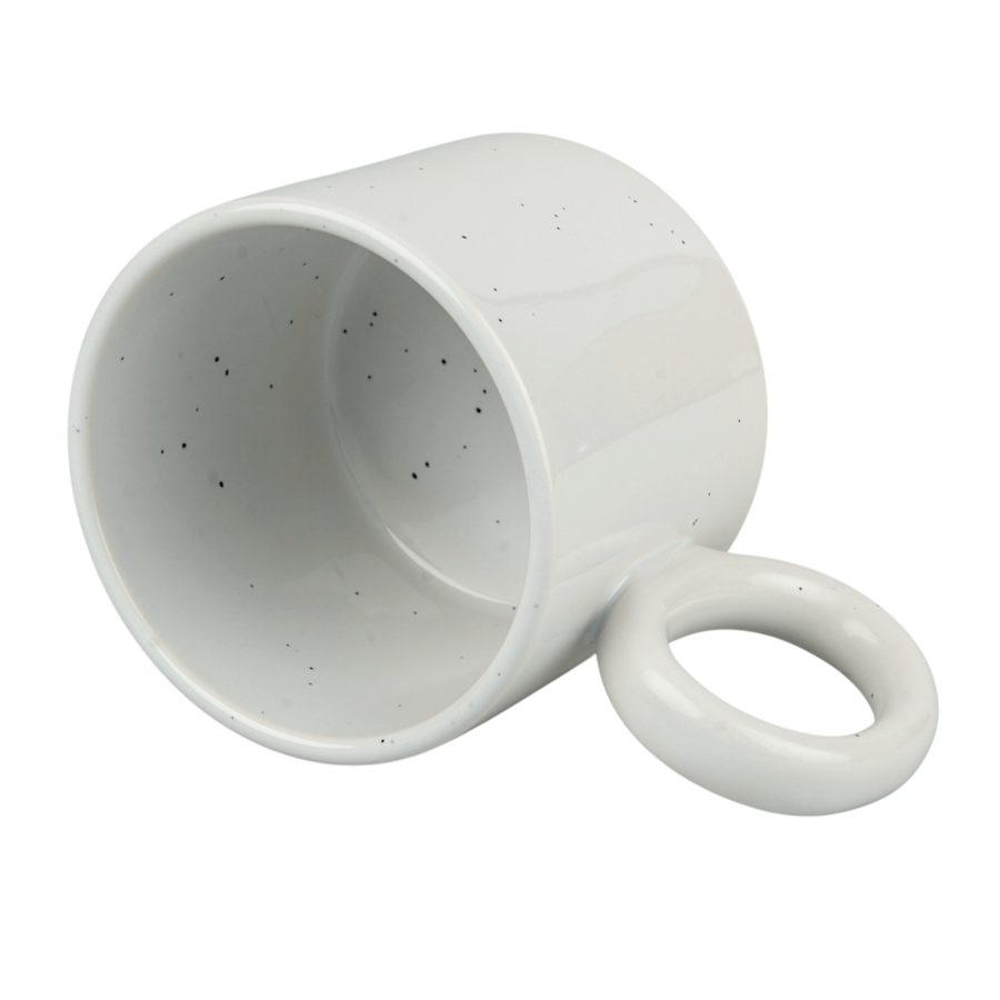 Wide sublimation mug with a dot effect and a round handle