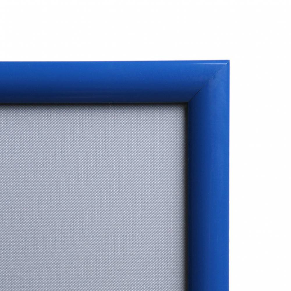 Snap frame with sharp corners