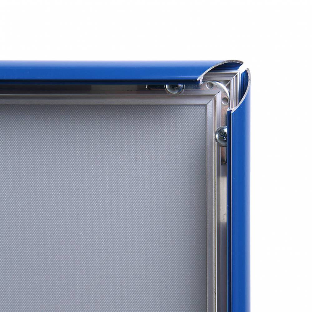 Snap frame with sharp corners