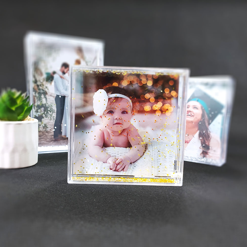 Liquid photo frame - gold glitter