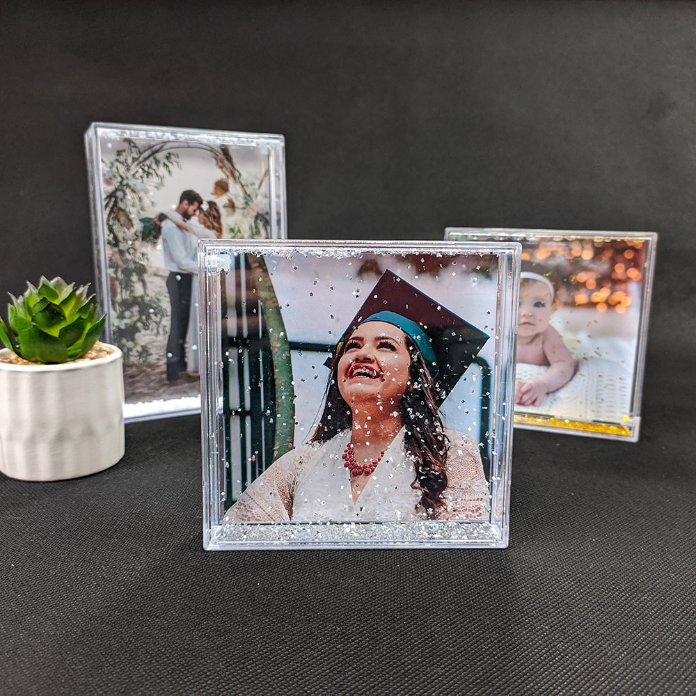 Liquid photo frame - silver snowflakes