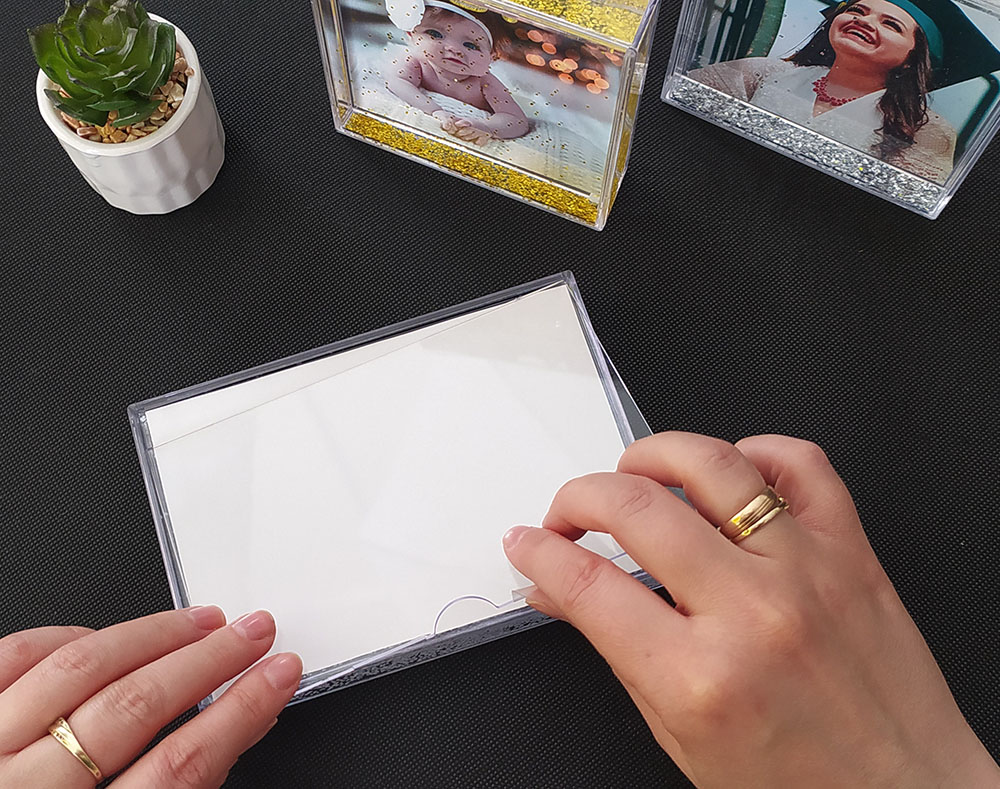 Liquid photo frame - silver snowflakes