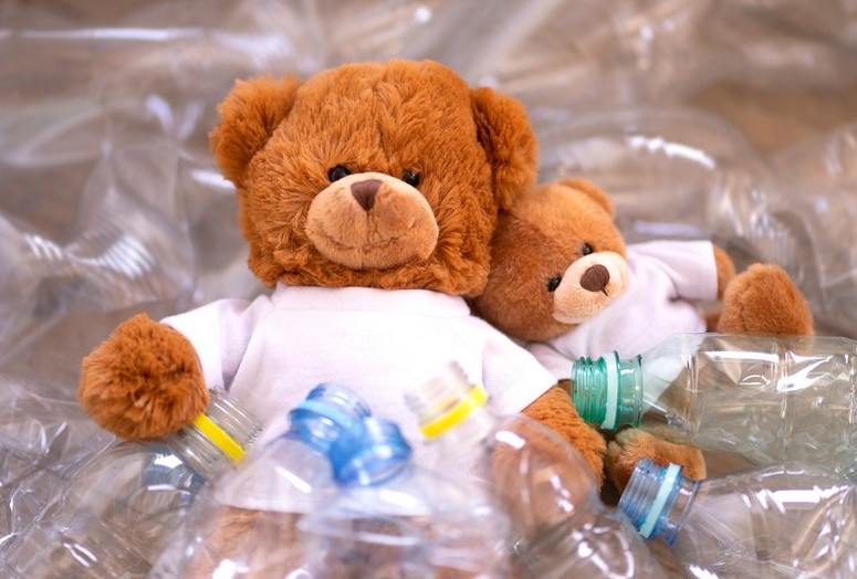 Brown teddy sheep with a white T-shirt for sublimation