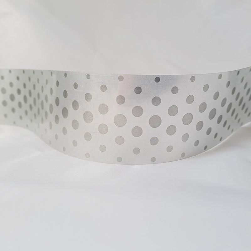 Segmented heat transfer reflective tape - dots