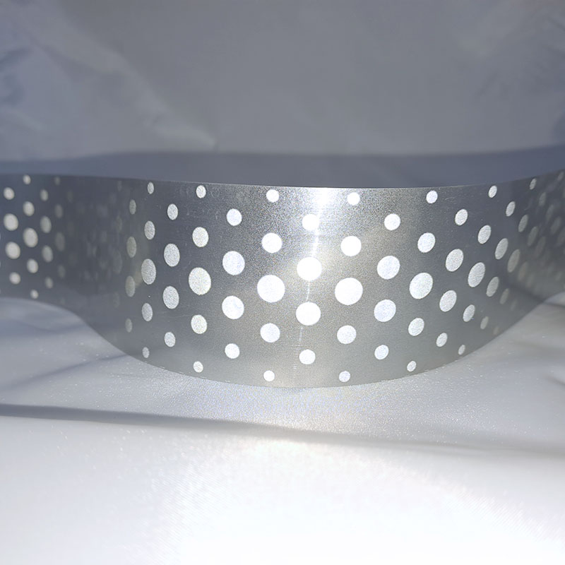 Segmented heat transfer reflective tape - dots