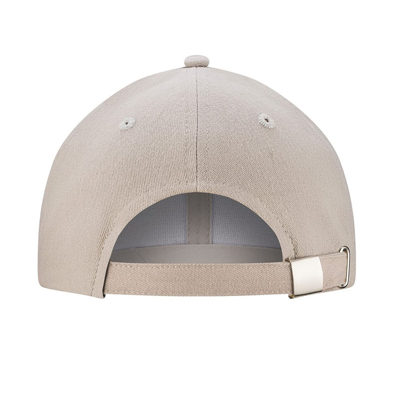 Peaked cap 6-panels with metal clip