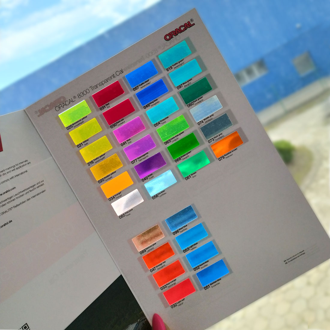 Transparent soft PVC film for Illuminated Graphics Oracal (8300) - dark red glossy 1m x 1m