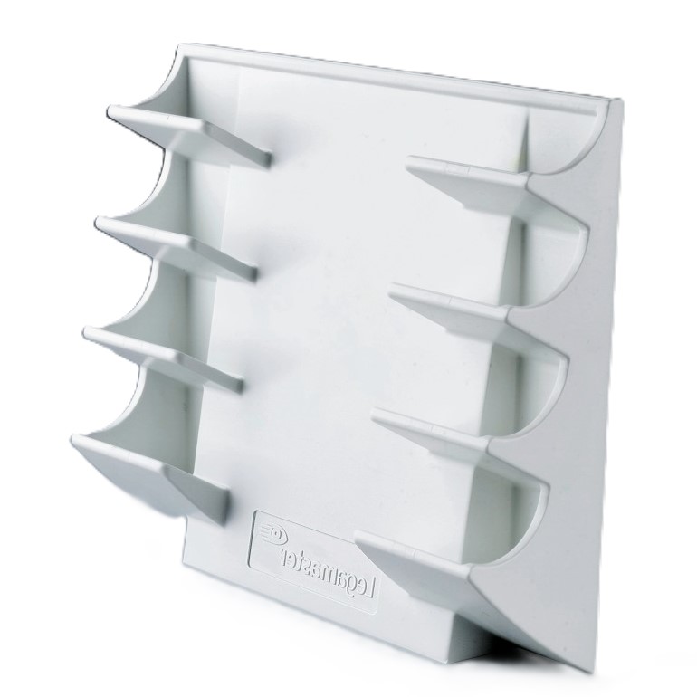 Magnetic holder for 4 markers