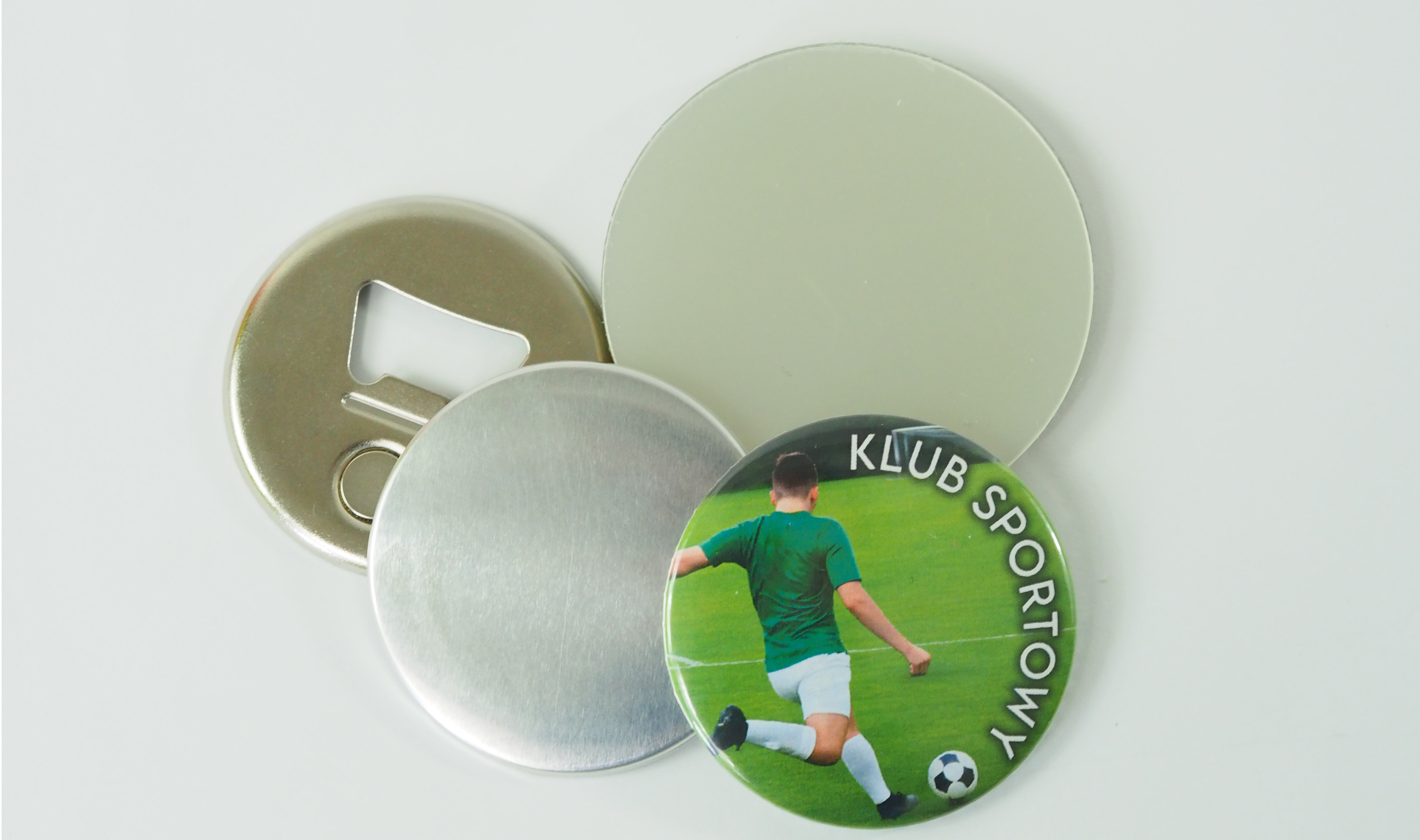 Elements for making pin badges with a magnetic opener